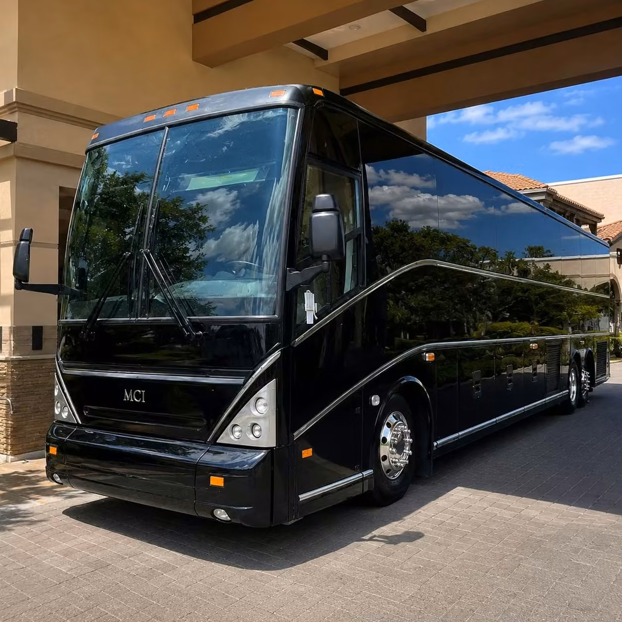 hinesville 15 to 50 passenger party buses minibuses and charter buses in hinesville