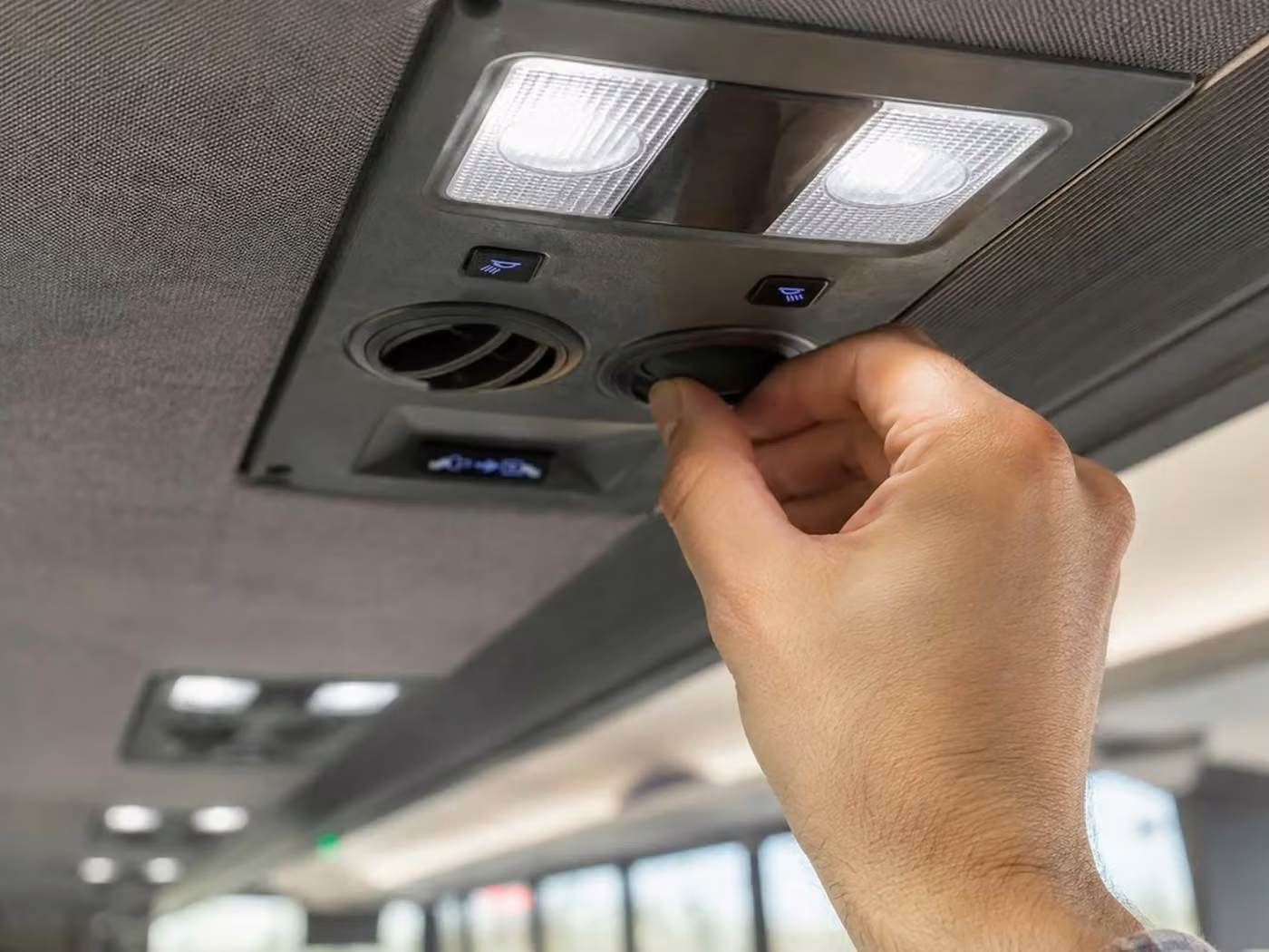 hinesville 25 passenger minibus air conditioning