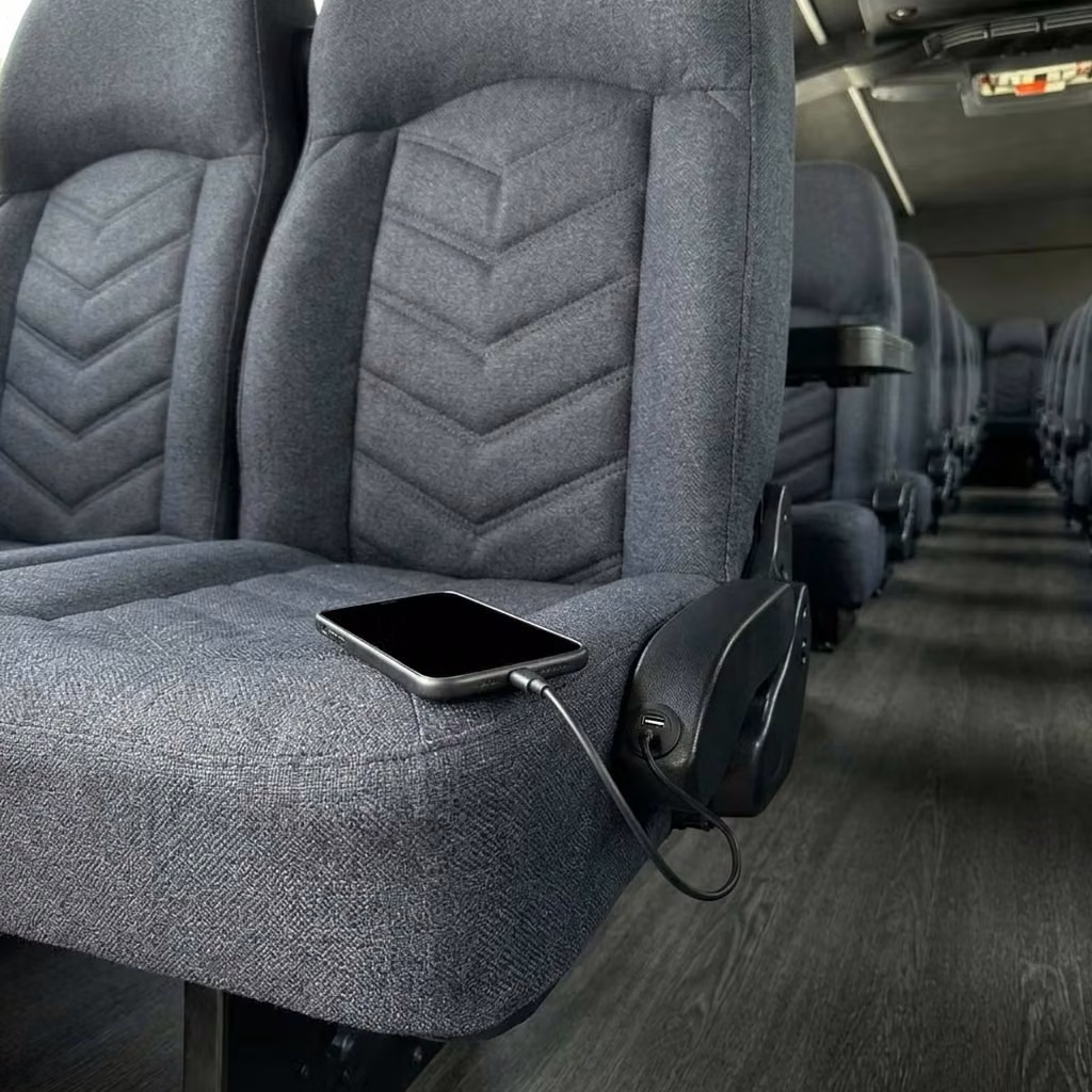 hinesville 25 passenger minibus usb charging