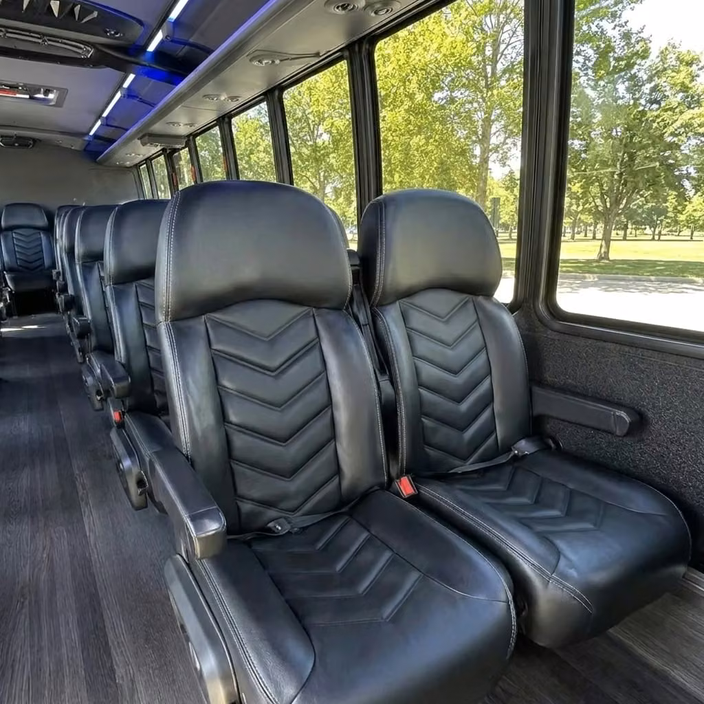 hinesville 28 passenger minibus seating