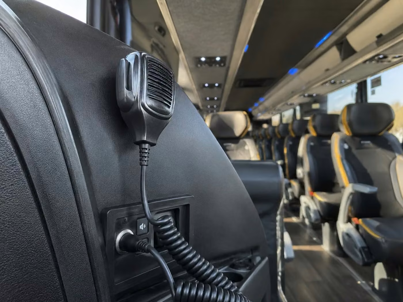 hinesville 56 passenger charter bus pa system