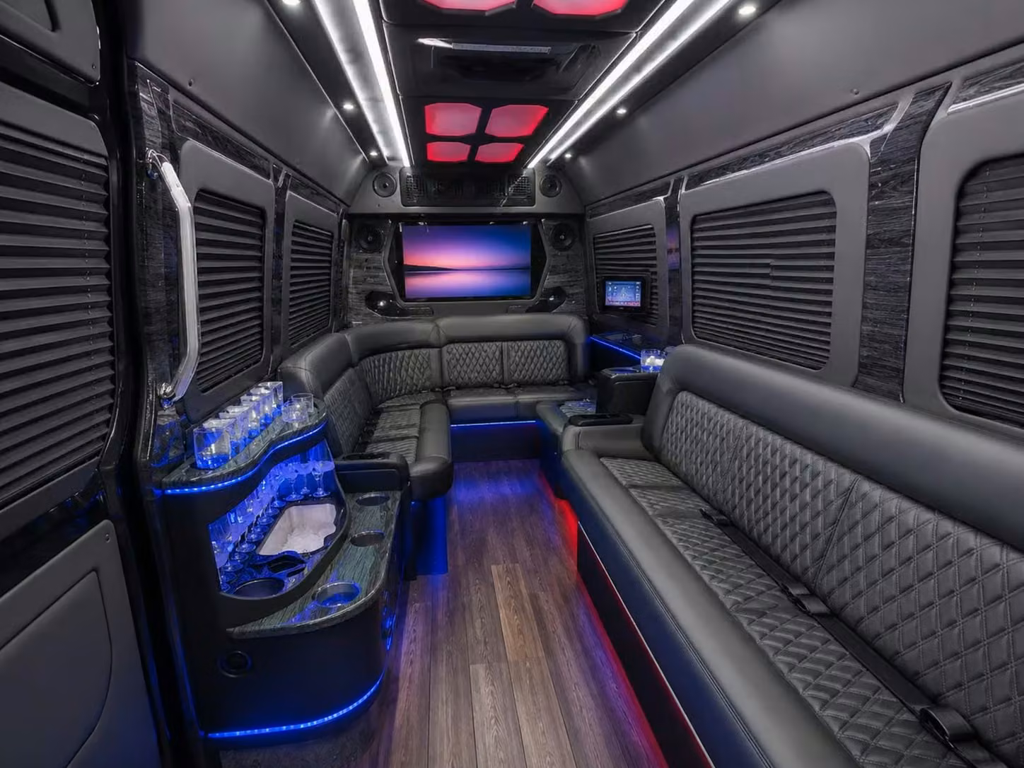 hinesville charter bus rentals for government and military travel