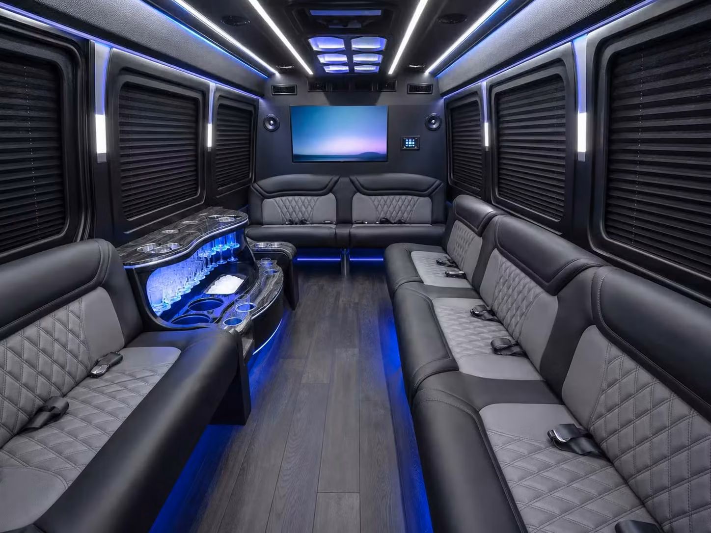 hinesville modern motorcoach rentals for corporate events and retreats