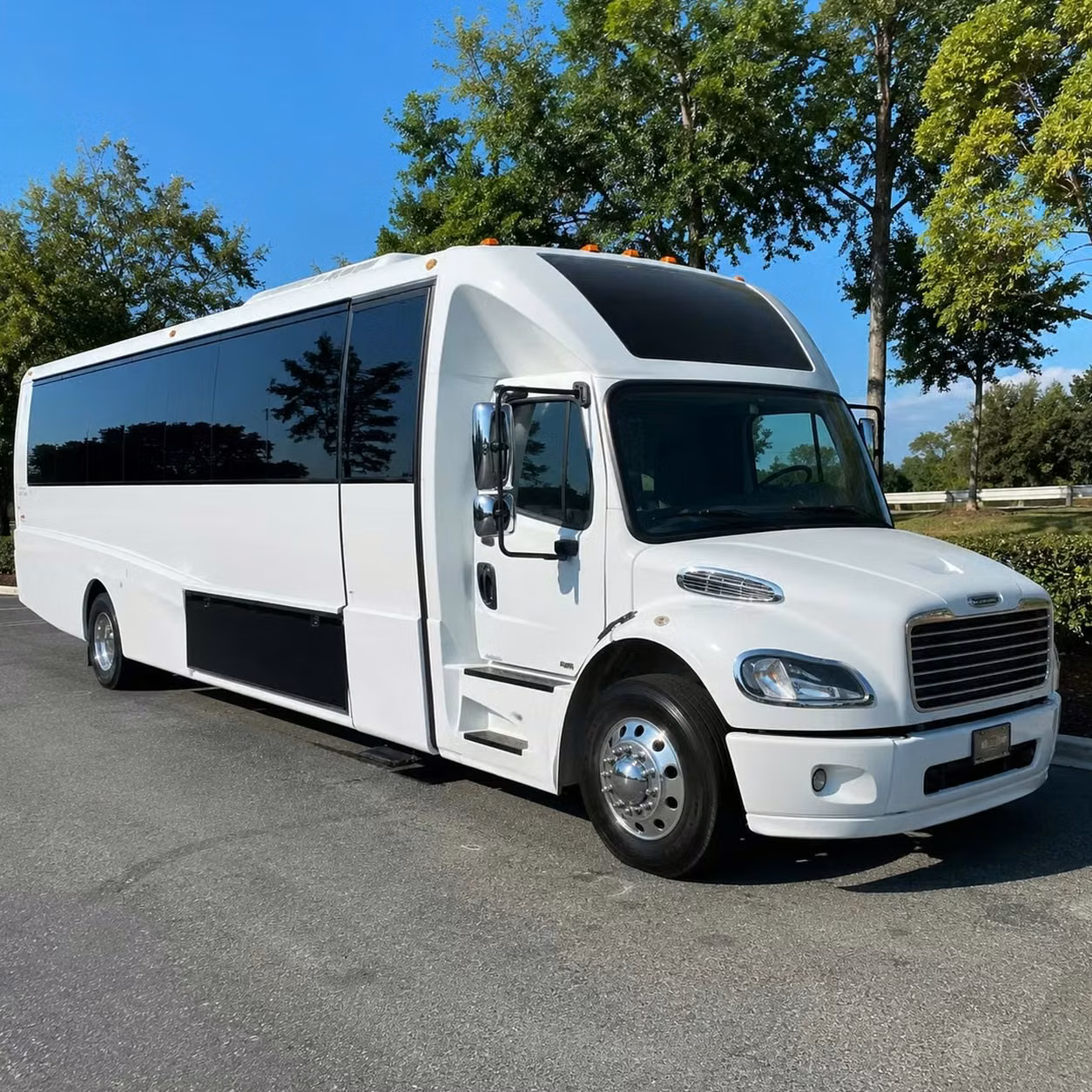 hinesville party bus rental